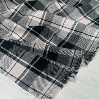4.5oz Picnic Check Linen Blend - Natural
