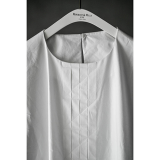 The Box Box Shirt & Dress