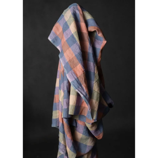 4.7oz Fig and Bramble Linen