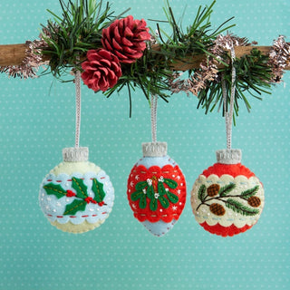 Hawthorne Handmade - Christmas Baubles Kit