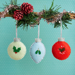 Hawthorne Handmade - Christmas Baubles Kit