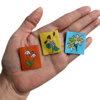Year of Birth Month Flowers Sew-In Tags - 12pc