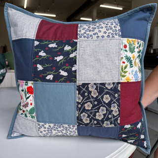 Homebody Pillow - An easy quilting project