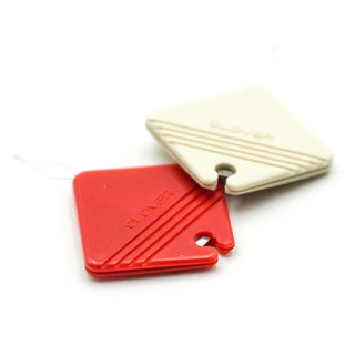 "Petite Cut" Needle Threader